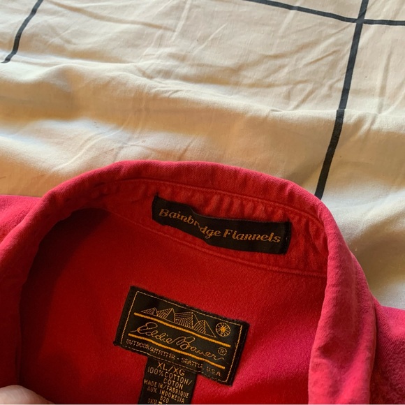 Eddie Bauer Cropped Button Down Shirt - Picture 2 of 6